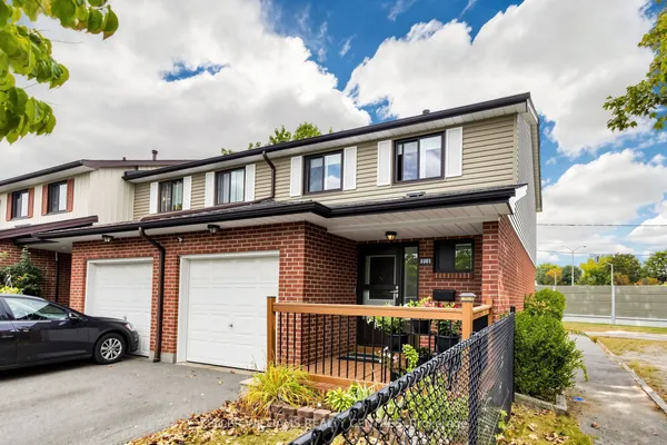 215 Baronwood Court, Unit 215