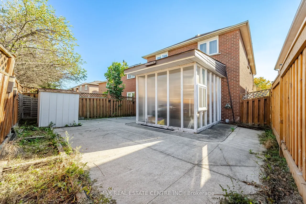 22 Faywood Drive — photo 35