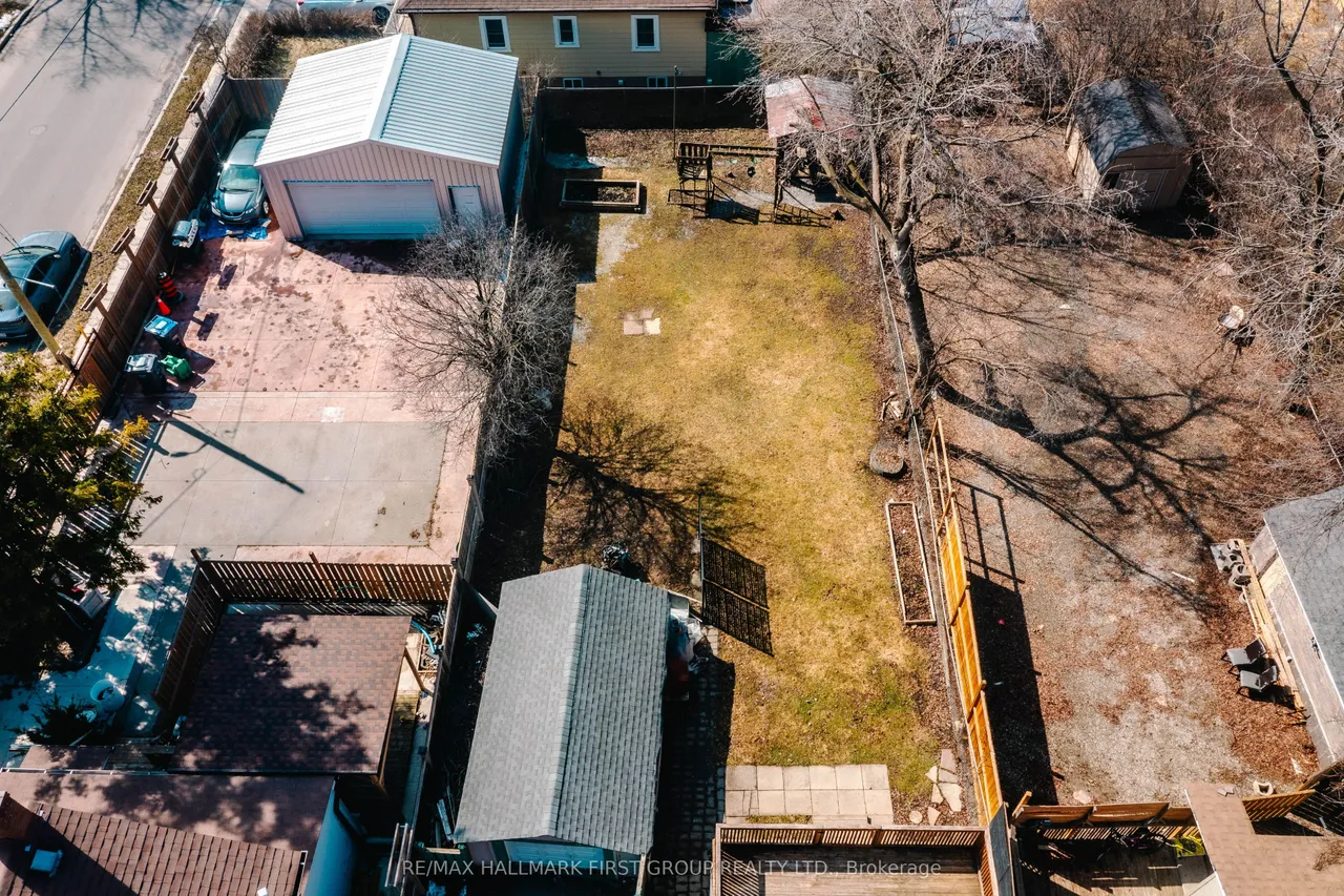 7 Mcmurchy Avenue S — photo 3