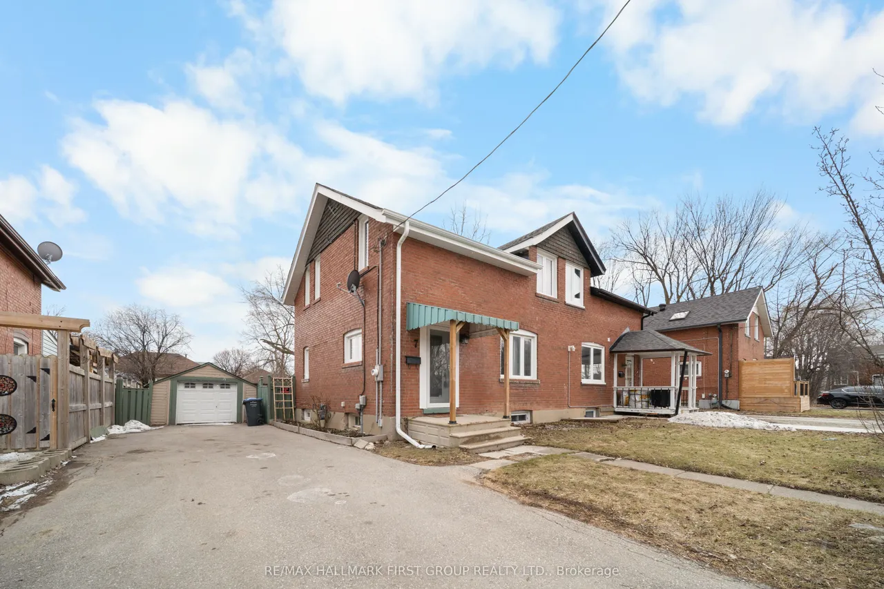 7 Mcmurchy Avenue S — photo 44