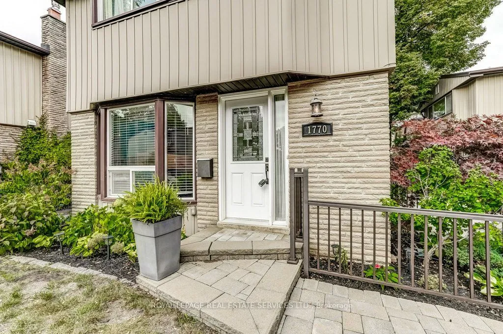 1770 Hyde Mill Crescent — photo 3