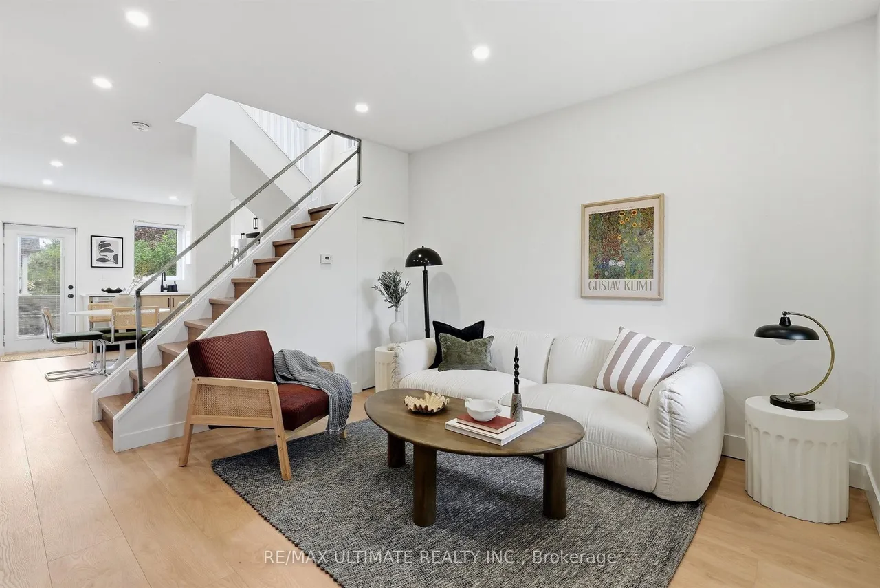 90 Rowntree Avenue — photo 3