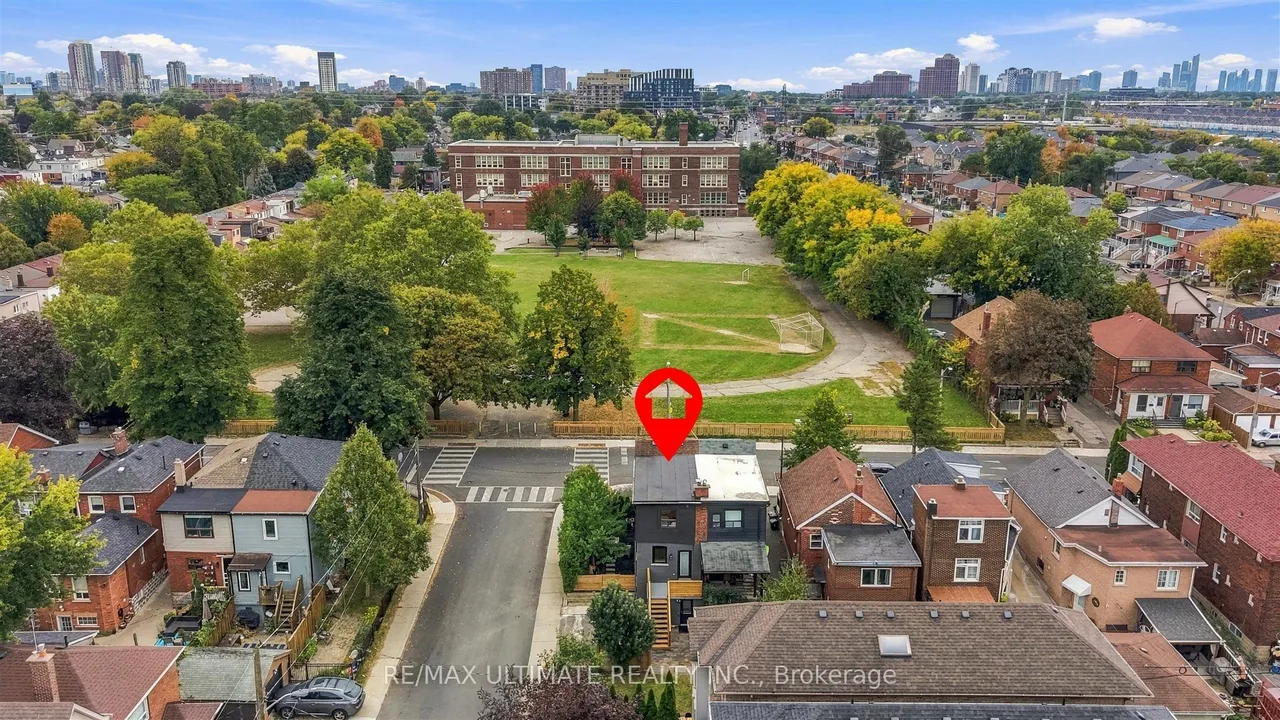 90 Rowntree Avenue — photo 41
