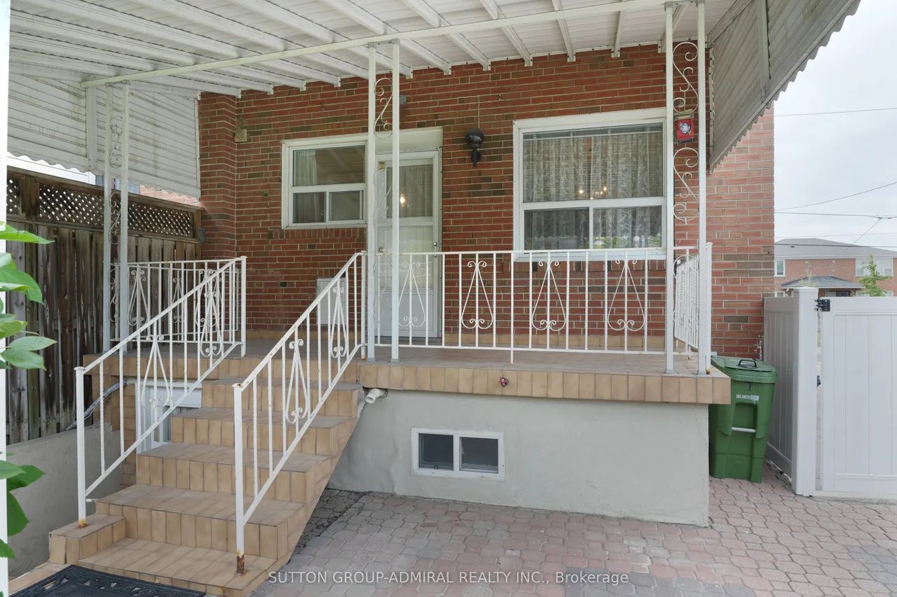 14 Thurrock Road — photo 3
