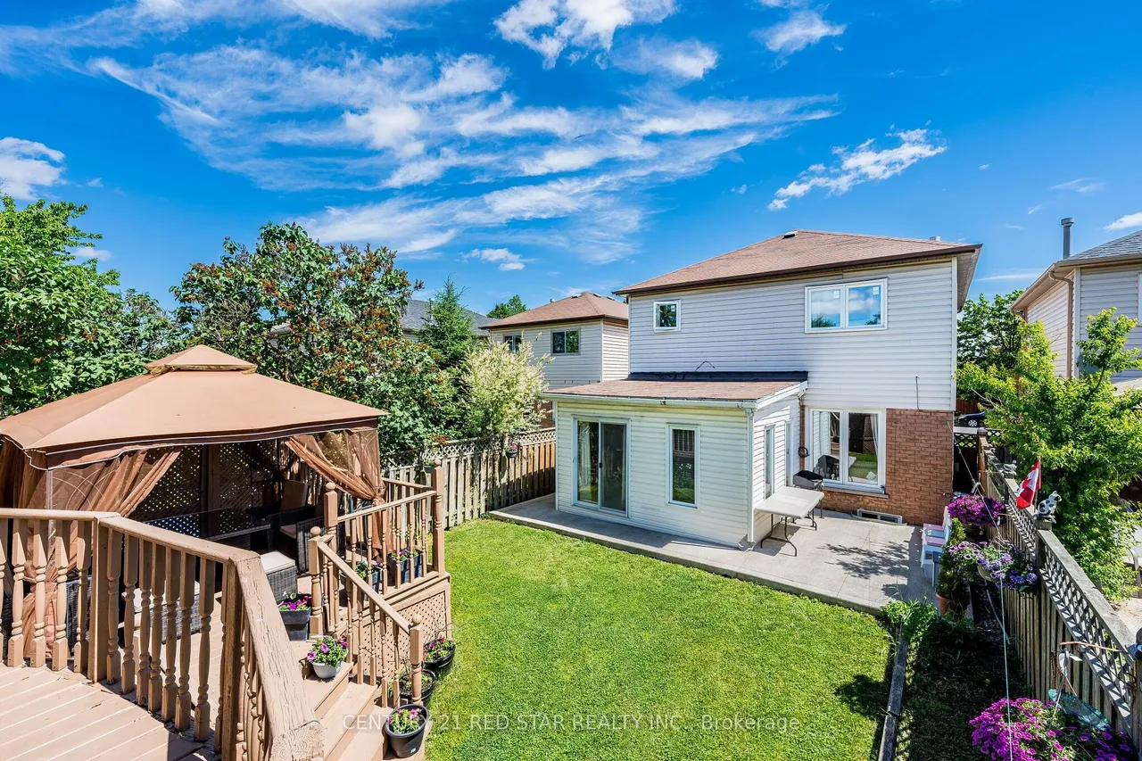 52 Newdale Place — photo 48