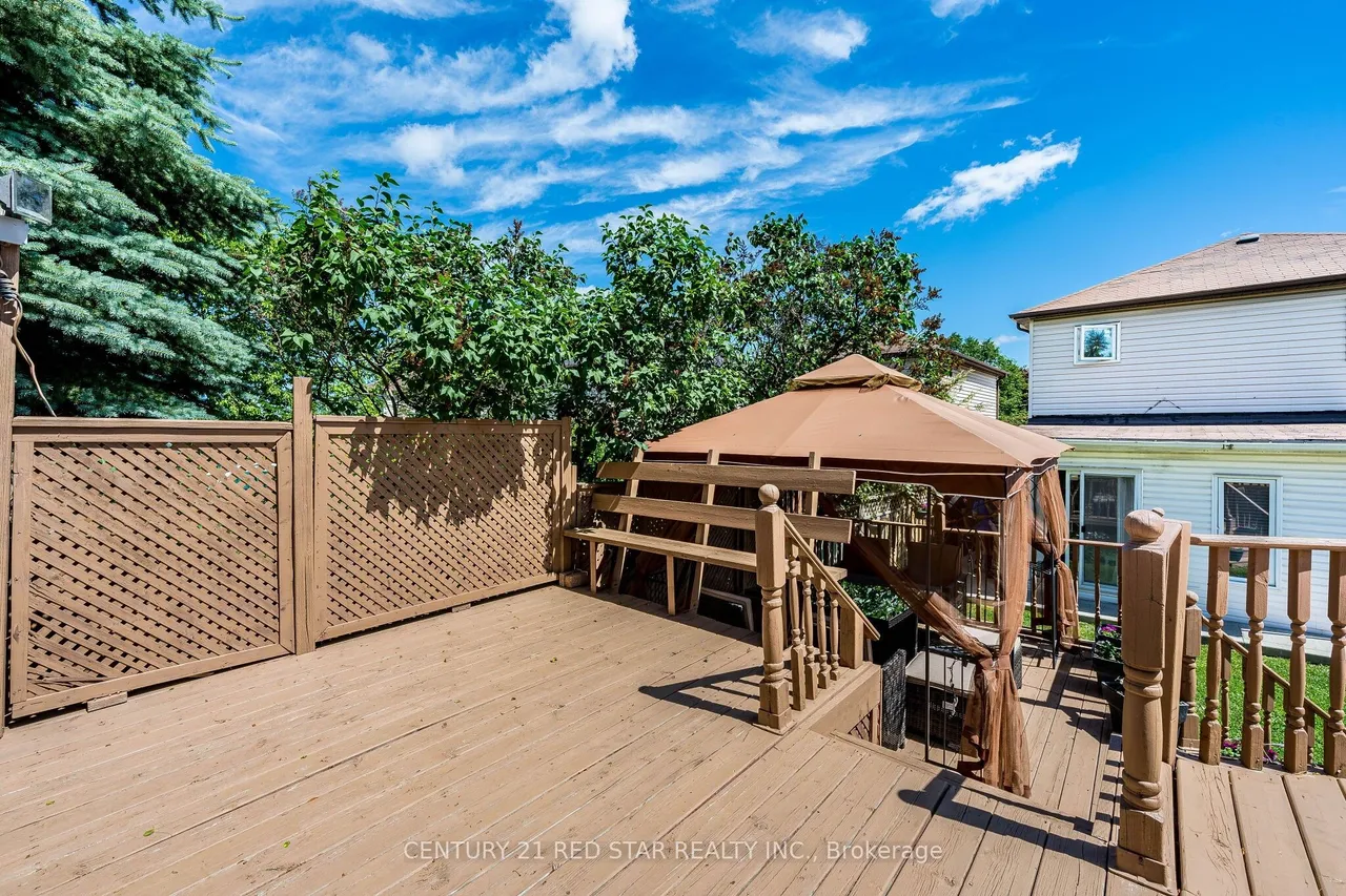 52 Newdale Place — photo 47