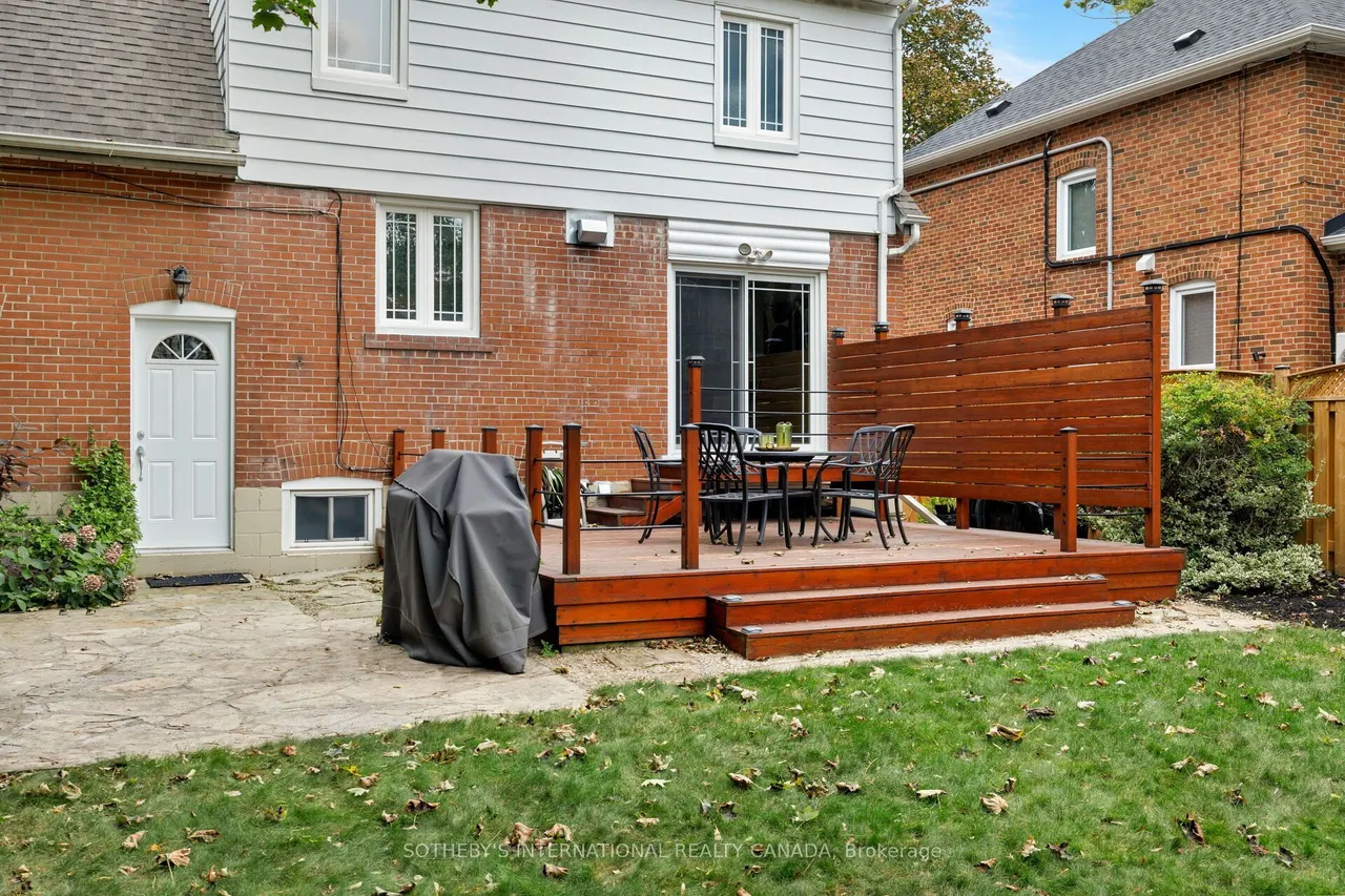 145 Brentwood Road N — photo 41