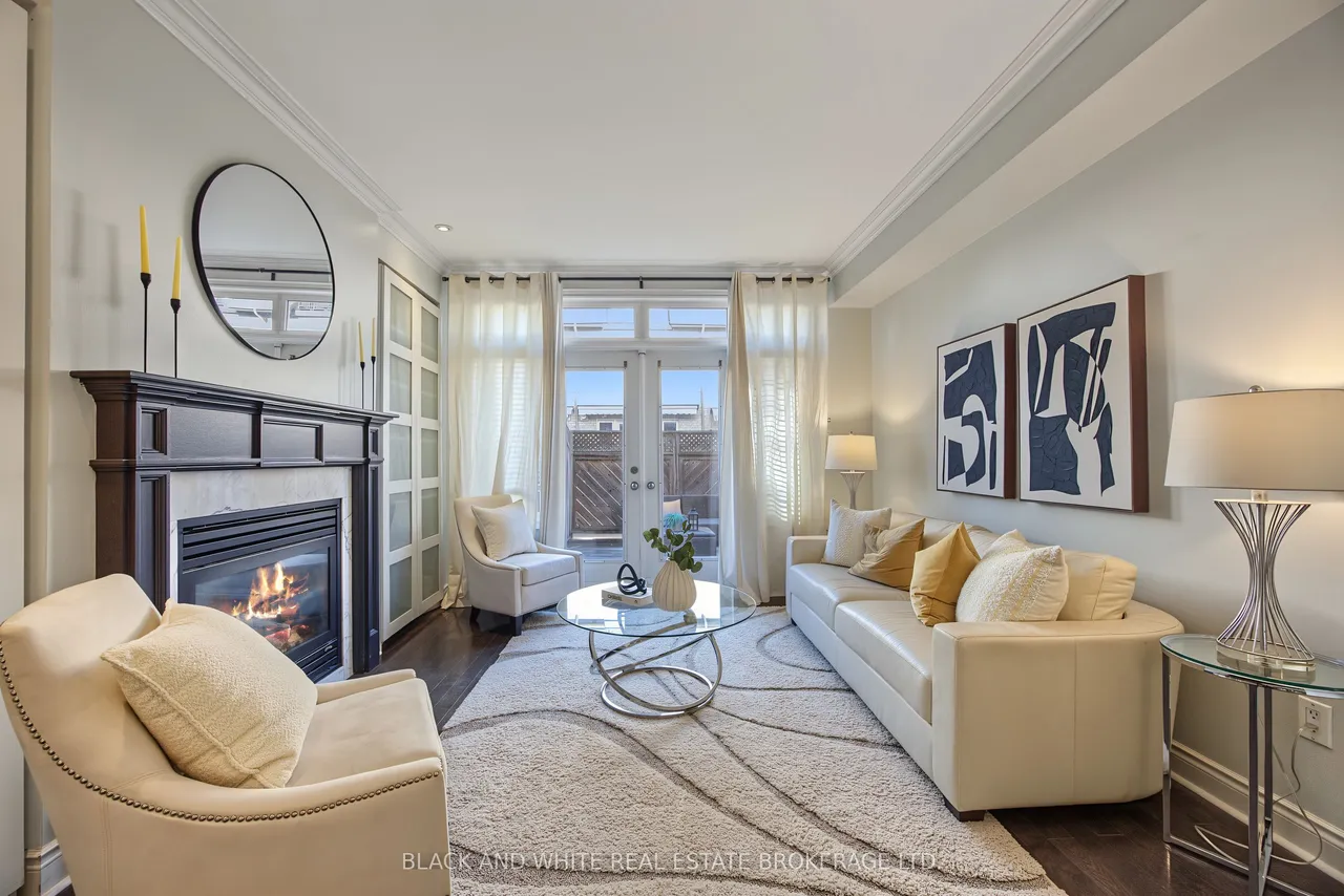 265 Van Dusen Boulevard, Unit 5 — photo 3
