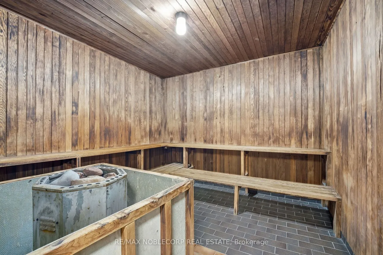 1320 Mississauga Valley, Unit 405 — photo 29