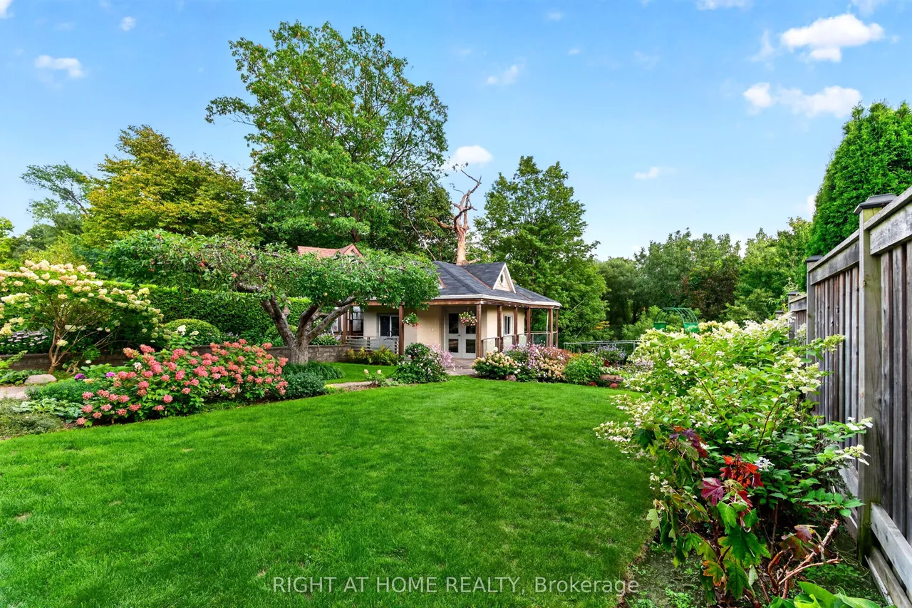 397 Maple Leaf Drive — photo 3