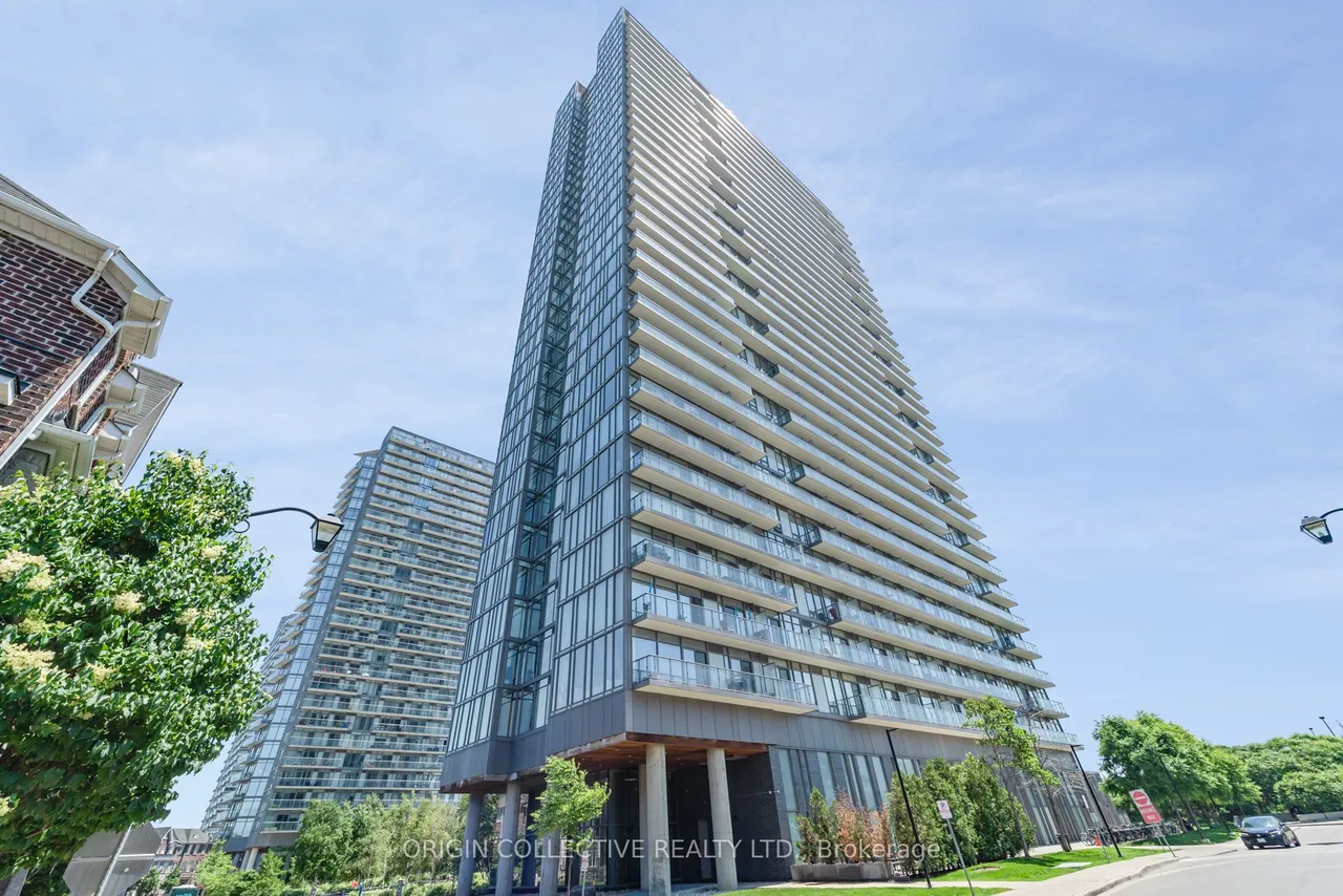 105 The Queensway Avenue, Unit 302