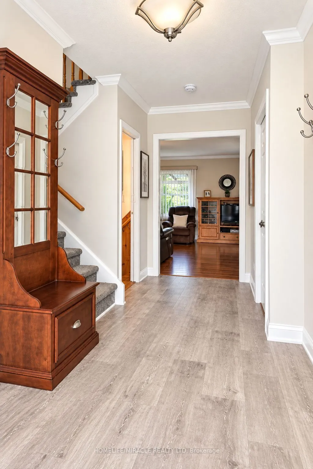 22 Murdoch Drive — photo 3