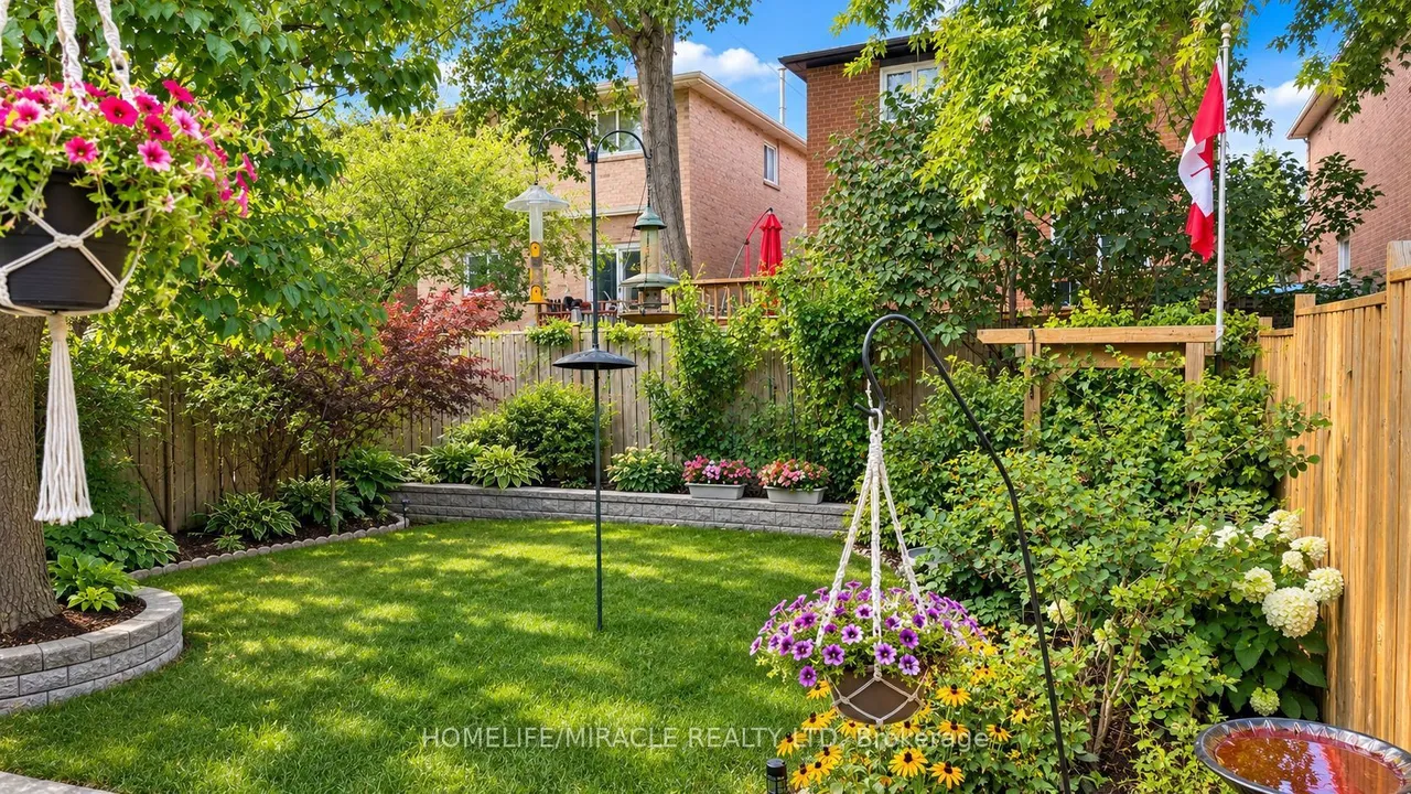 22 Murdoch Drive — photo 20