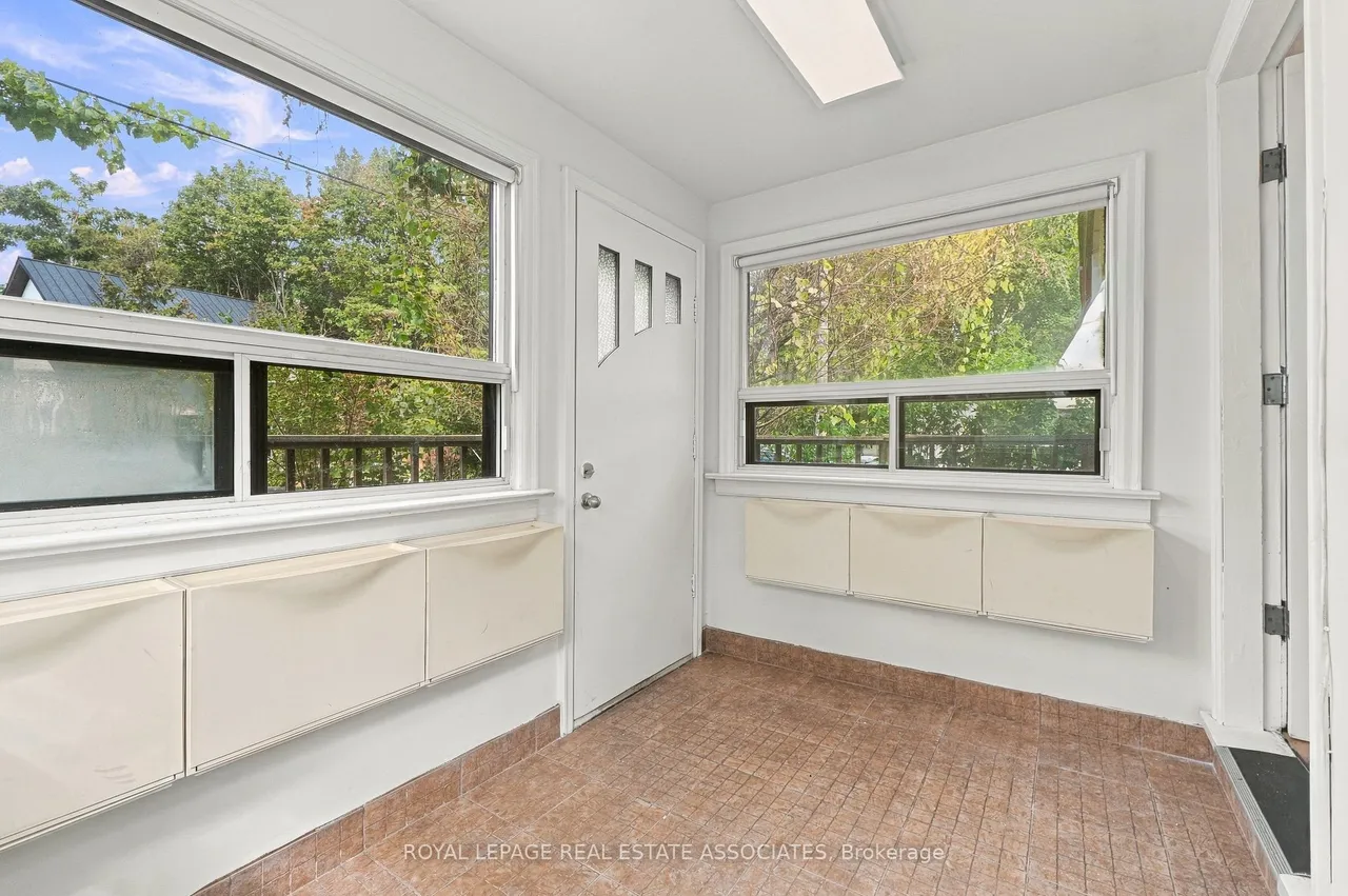 268 Troy Street — photo 3