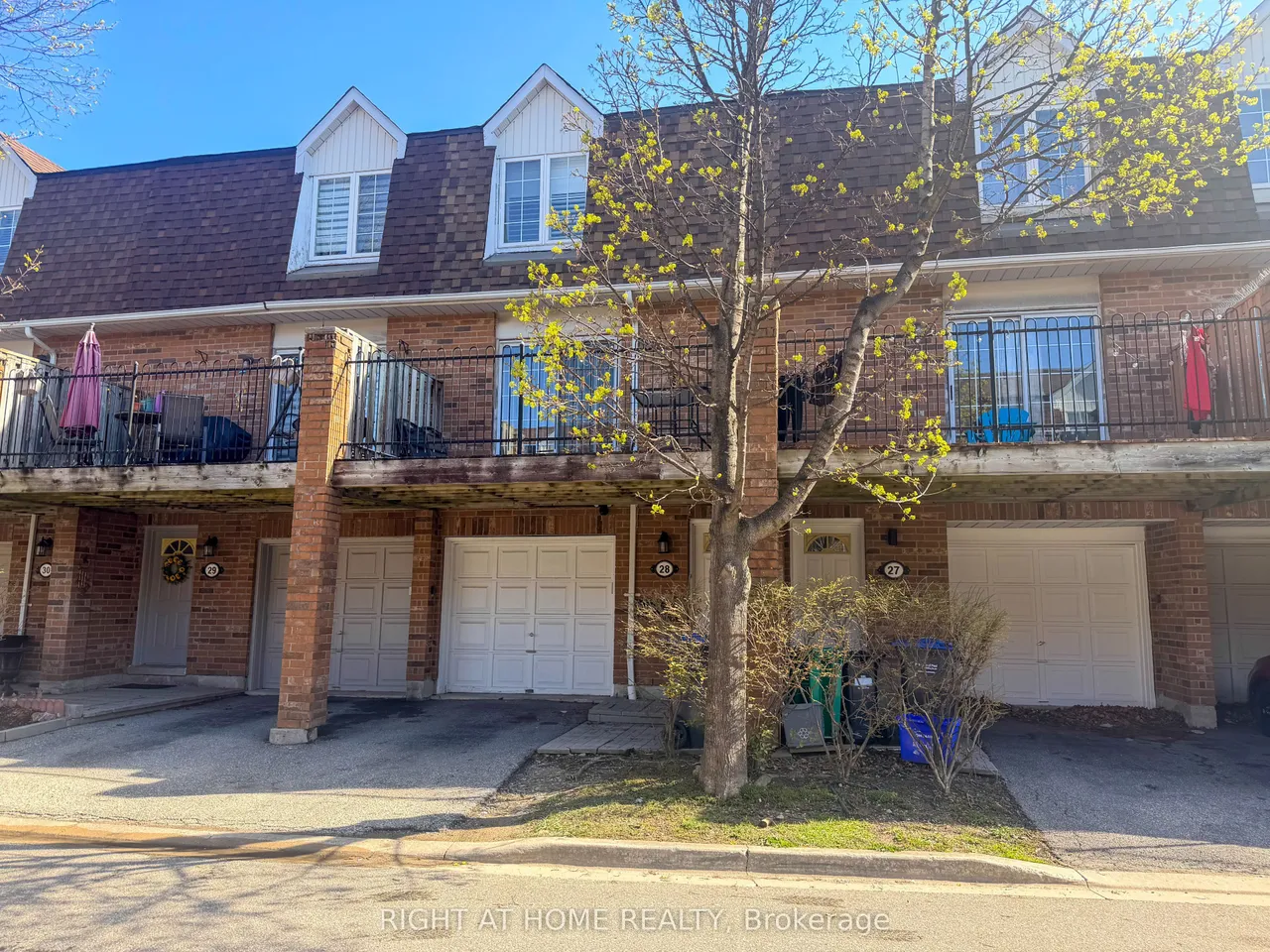 1525 South Parade Court, Unit 28 — photo 3