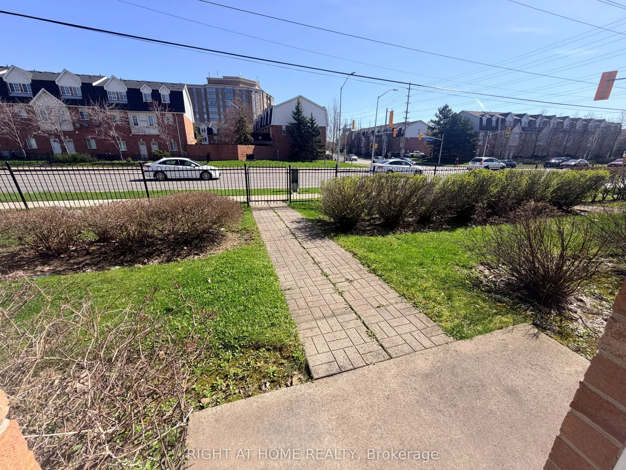 1525 South Parade Court, Unit 28 — photo 23