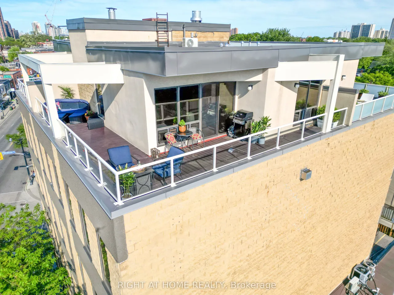 1 St Johns Road, Unit 504