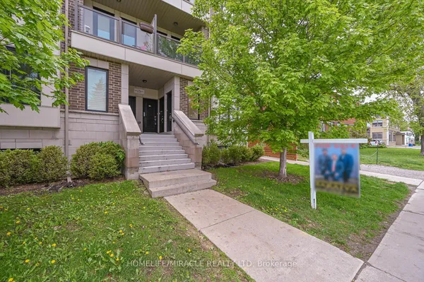 256 ROYAL YORK Road, Unit 114 — photo 2