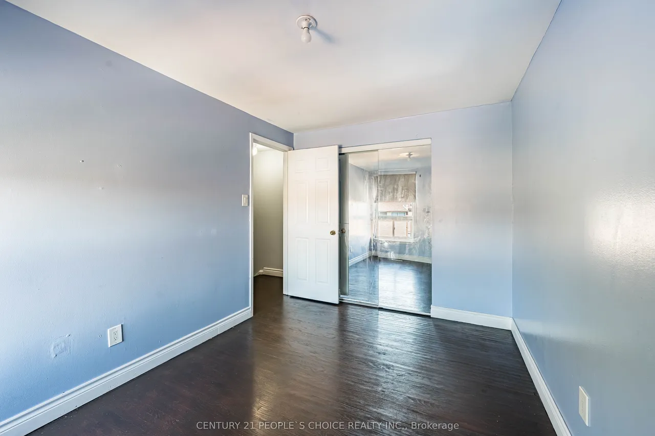 242 John Garland Boulevard, Unit 2 — photo 29