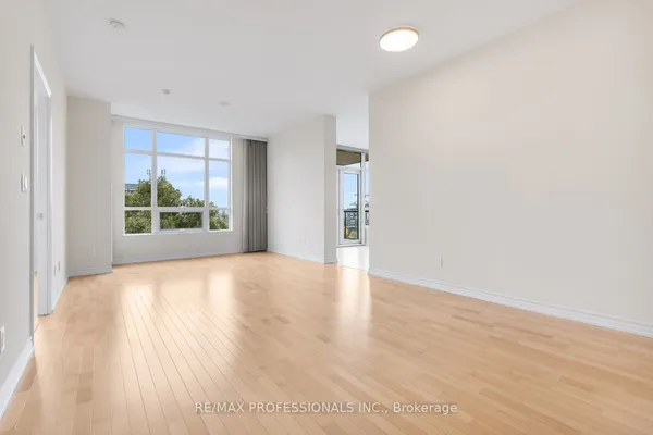 1135 Royal York Road, Unit 816 — photo 2