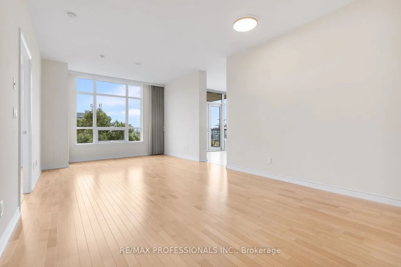 1135 Royal York Road, Unit 816 — photo 2