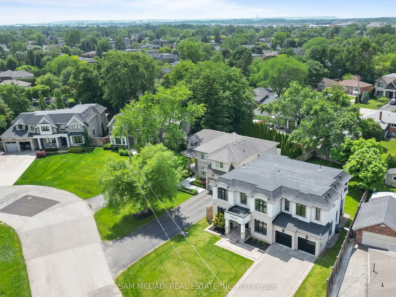 390 Sandhurst Drive — photo 50