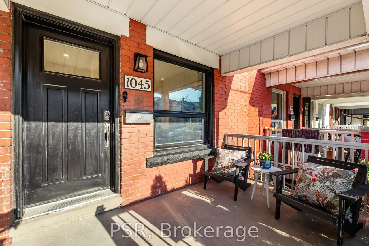 1045 Ossington Avenue — photo 2