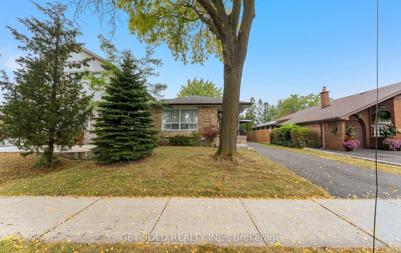 22 Almayo Crescent — photo 49