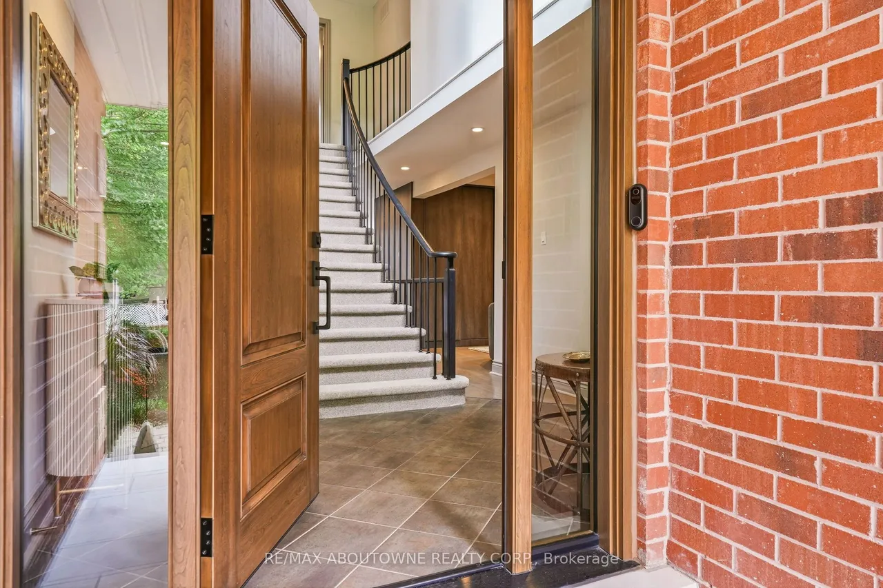 2747 Teak Crescent — photo 3