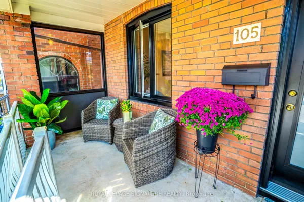 105 Earlscourt Avenue — photo 2