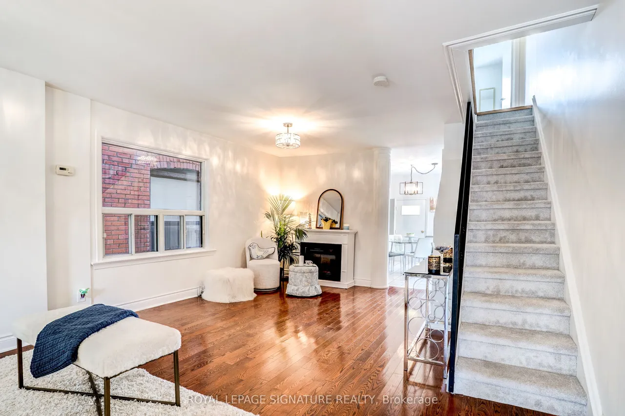105 Earlscourt Avenue — photo 3