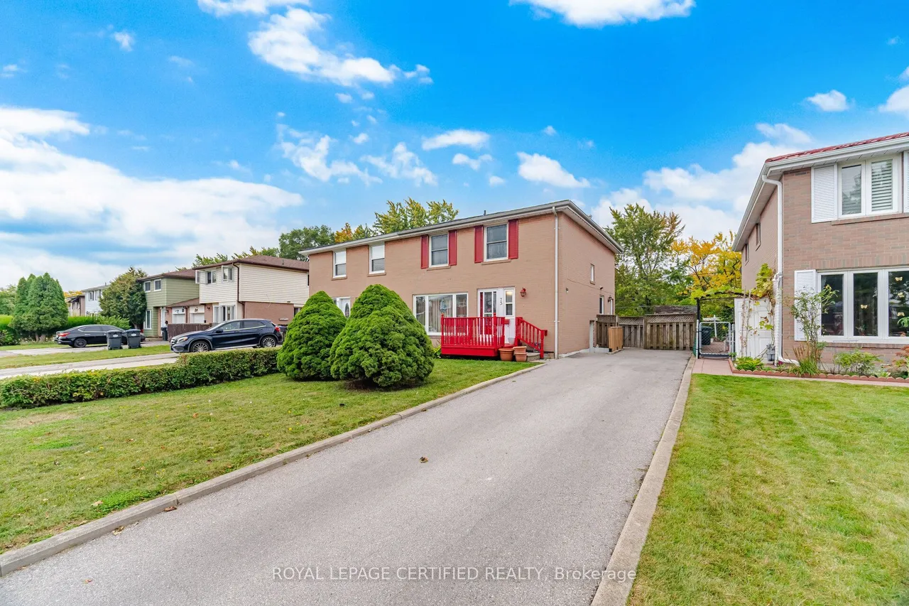 75 Cloverdale Drive — photo 2