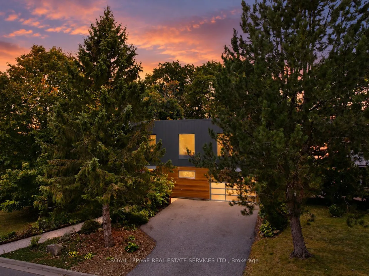 1318 Odessa Crescent — photo 3