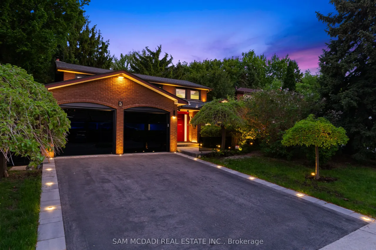 5 Canterbury Crescent