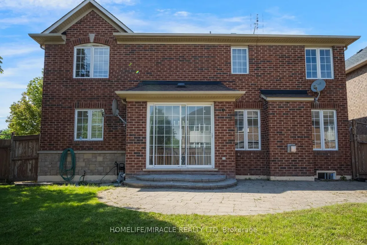 17 Latania Boulevard — photo 49