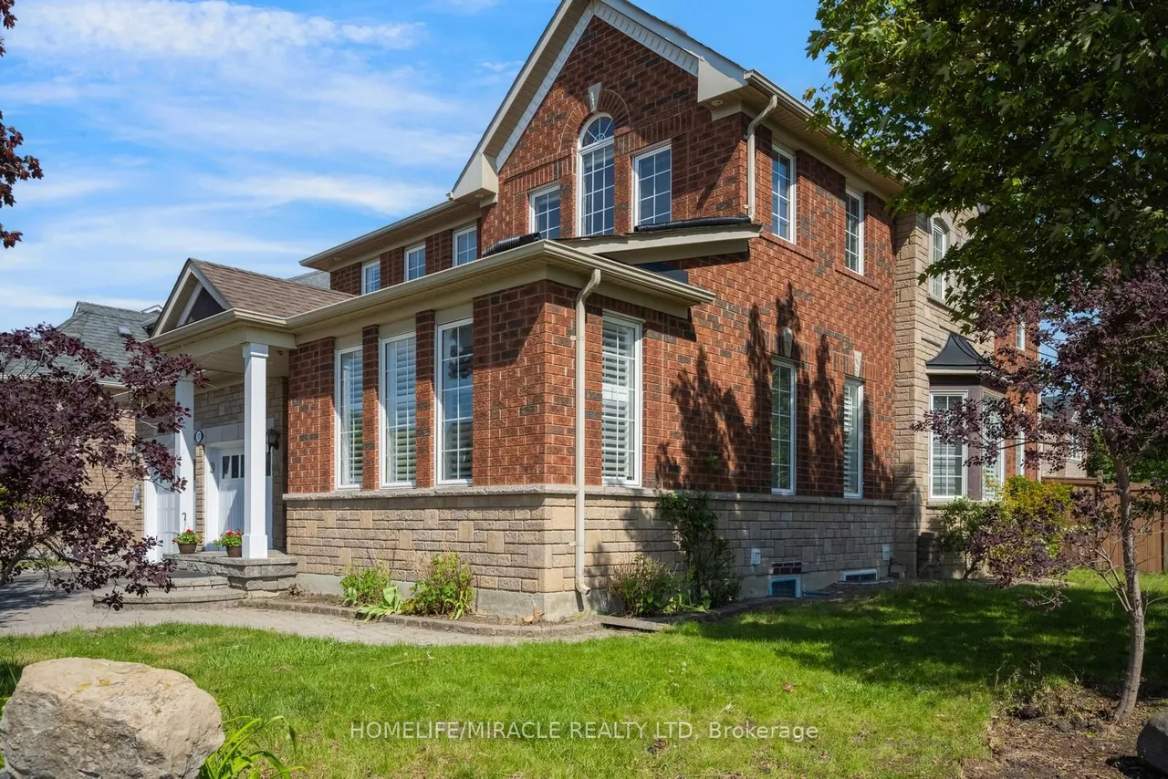 17 Latania Boulevard — photo 3