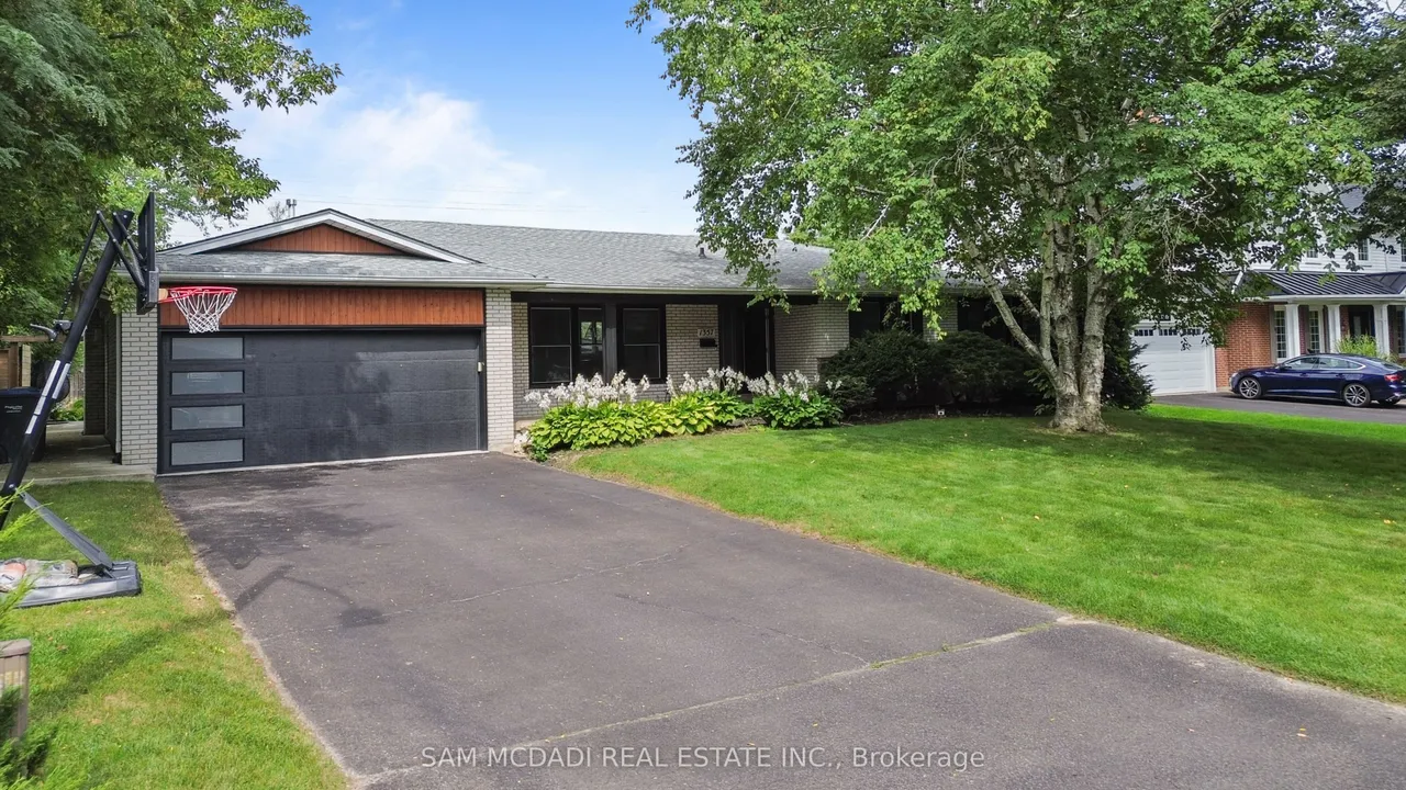 1357 Saginaw Crescent