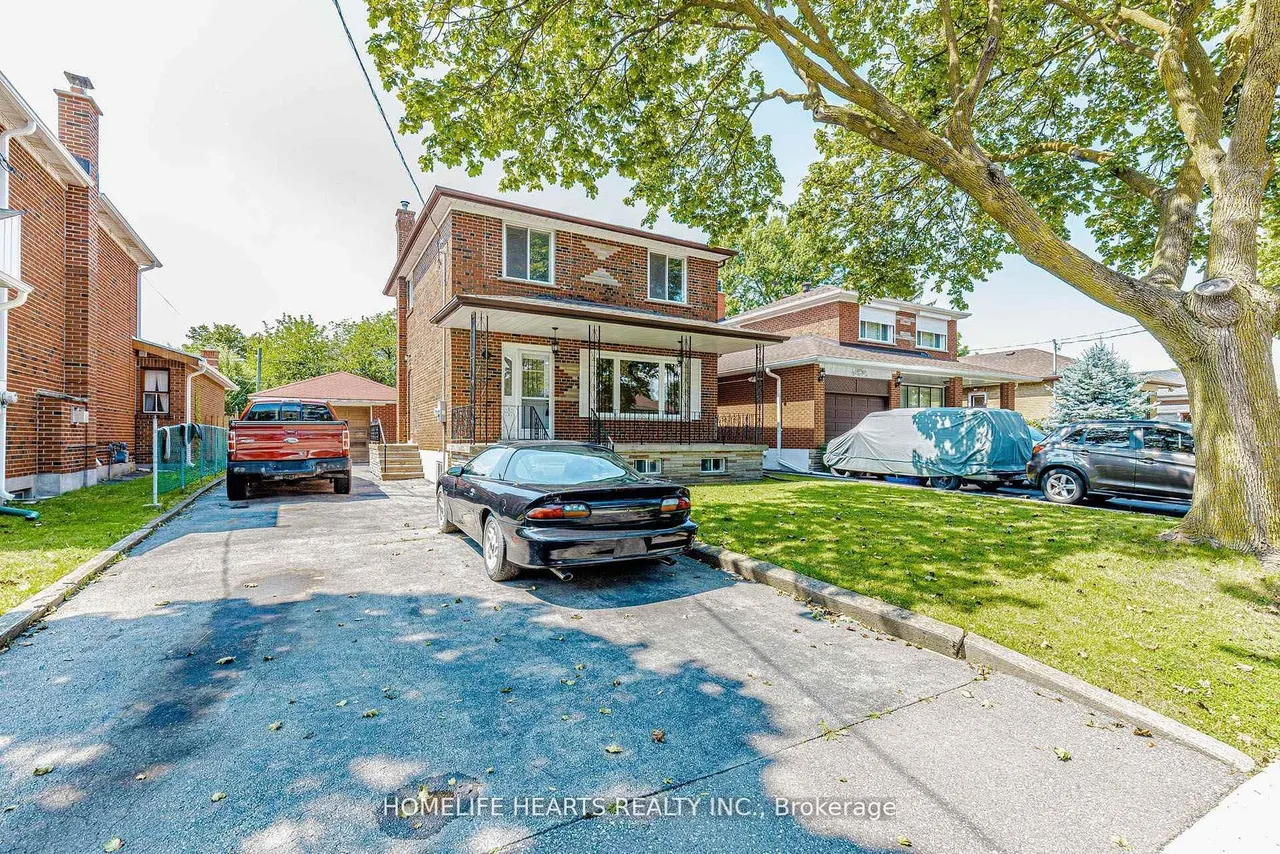 6 Dittmer Crescent — photo 3
