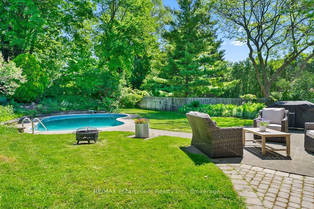 255 Spring Garden Road — photo 3