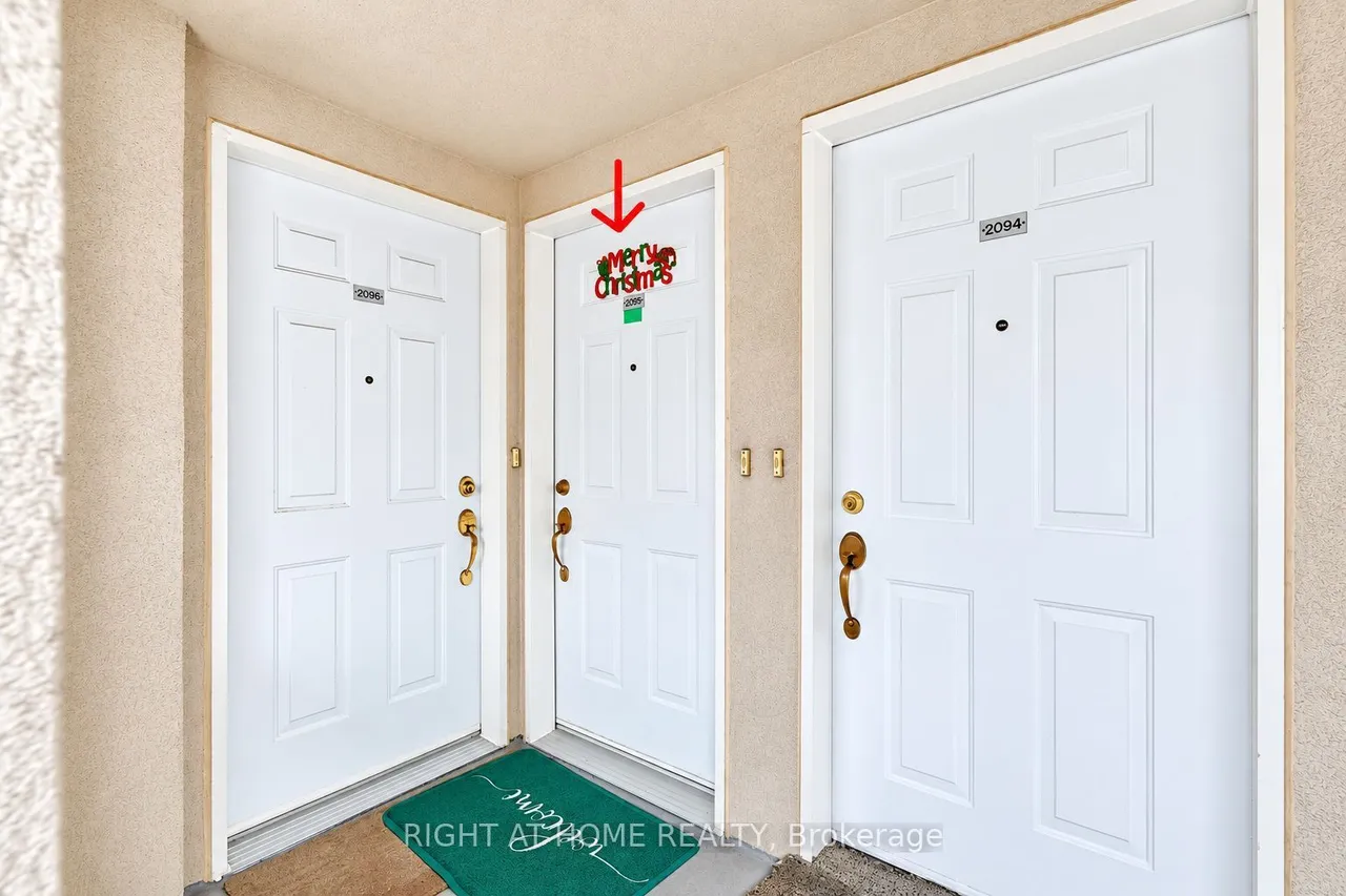 55 George Appleton Way, Unit 2095 — photo 3