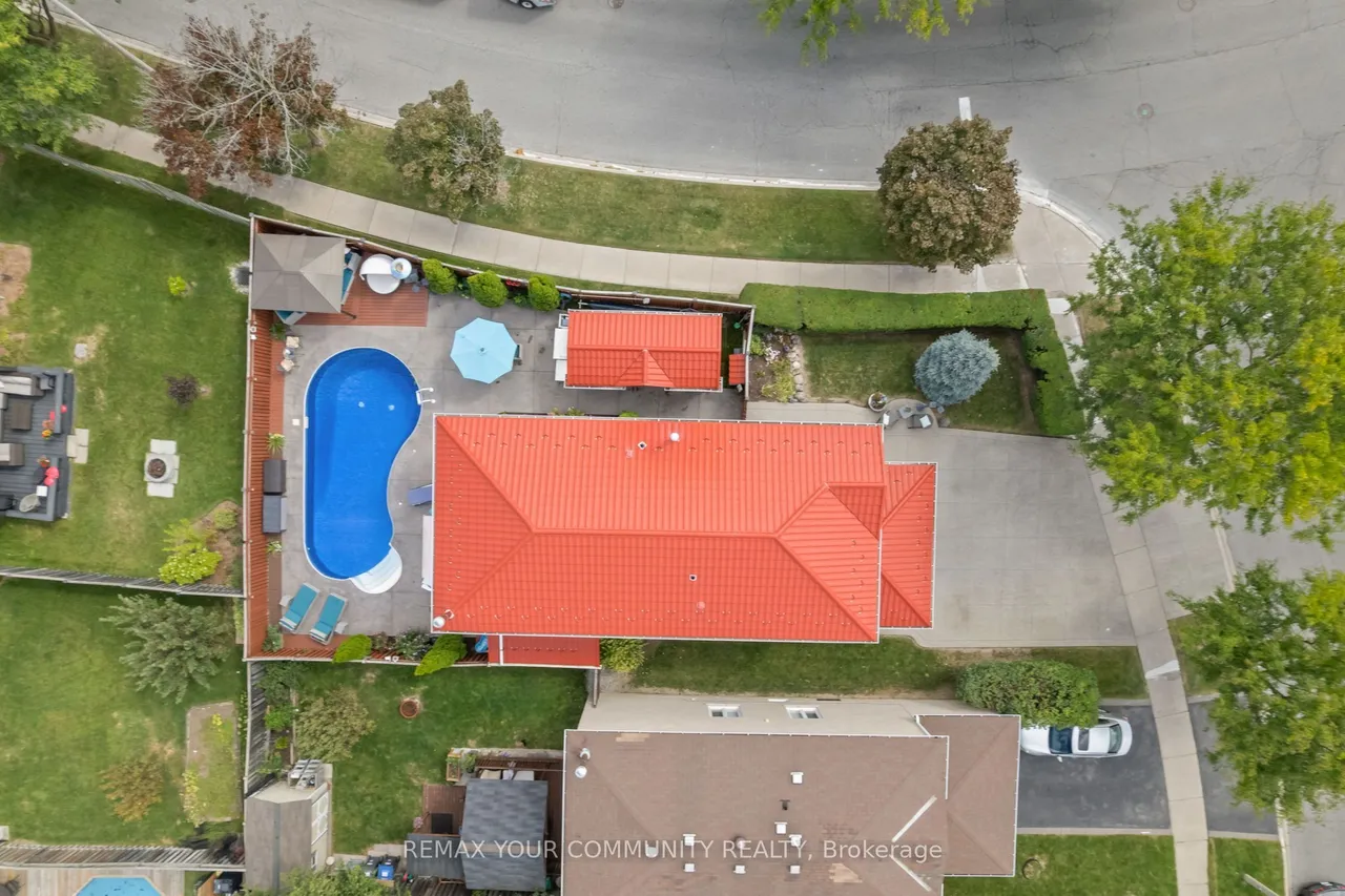 7155 Aspen Avenue — photo 2