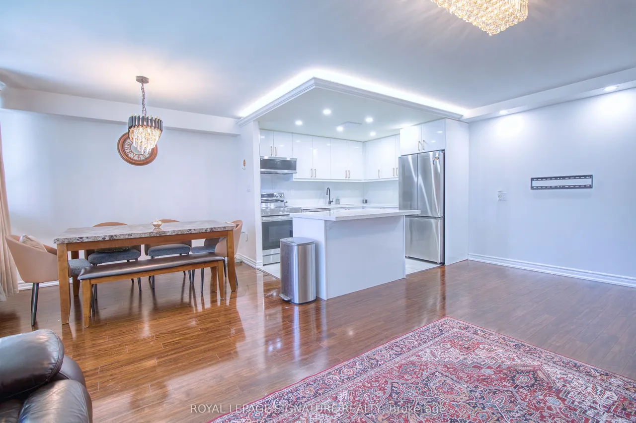3590 Kaneff Crescent, Unit 503 — photo 3