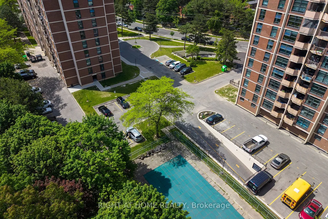 335 Driftwood Avenue, Unit 608 — photo 32