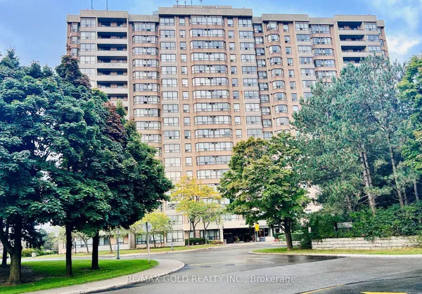 10 Malta Avenue, Unit 1504