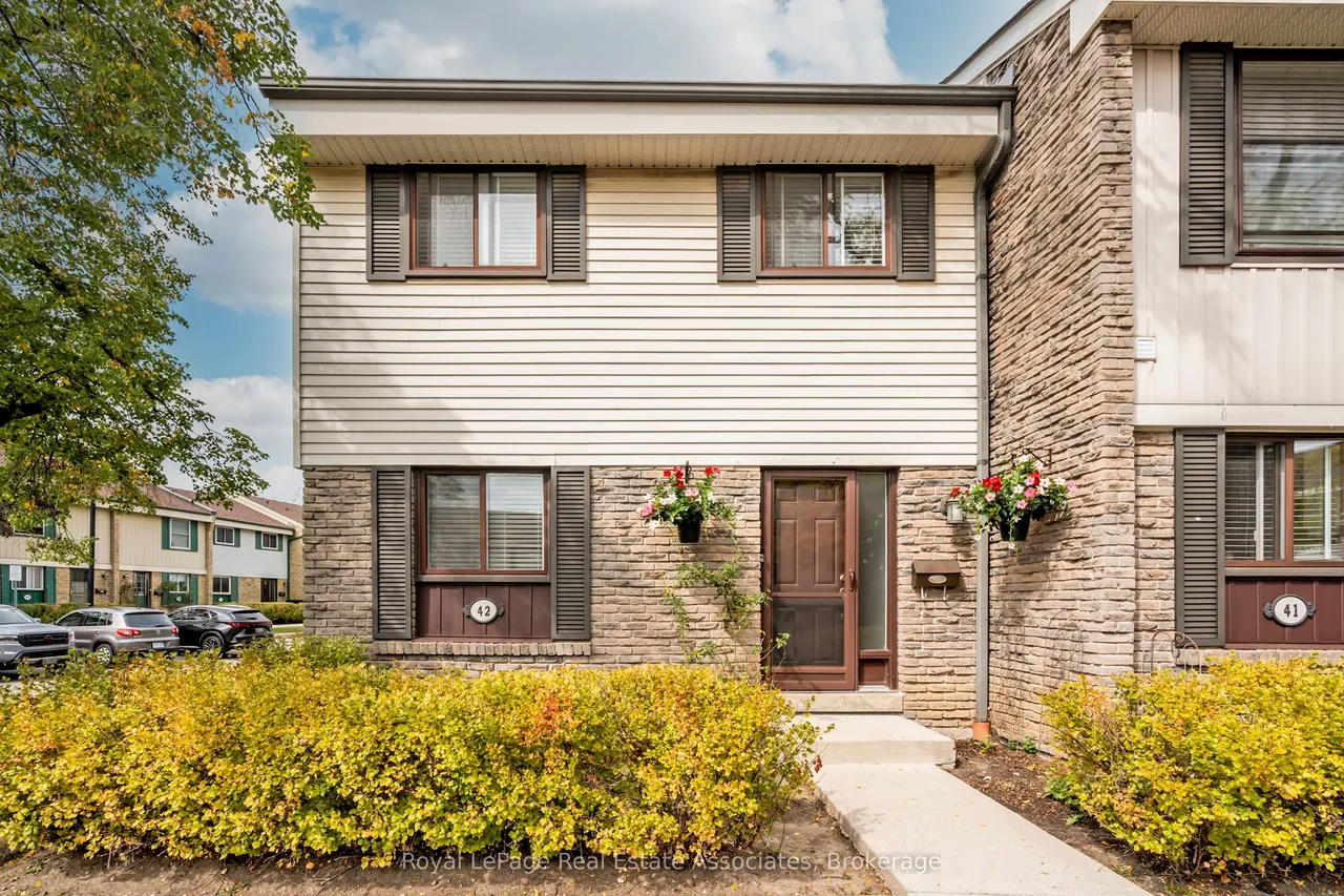 2779 Gananoque Drive, Unit 42