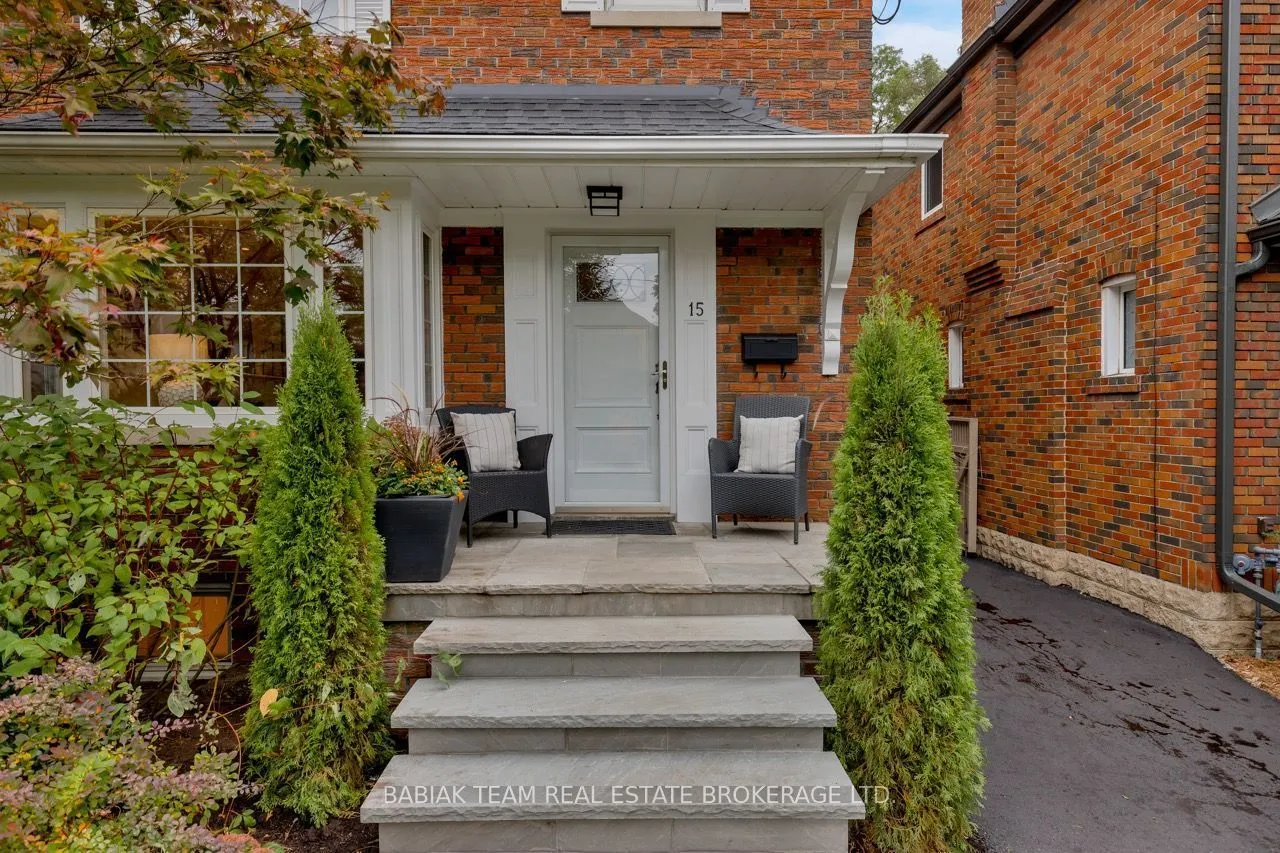 15 Bridgeview Road — photo 3