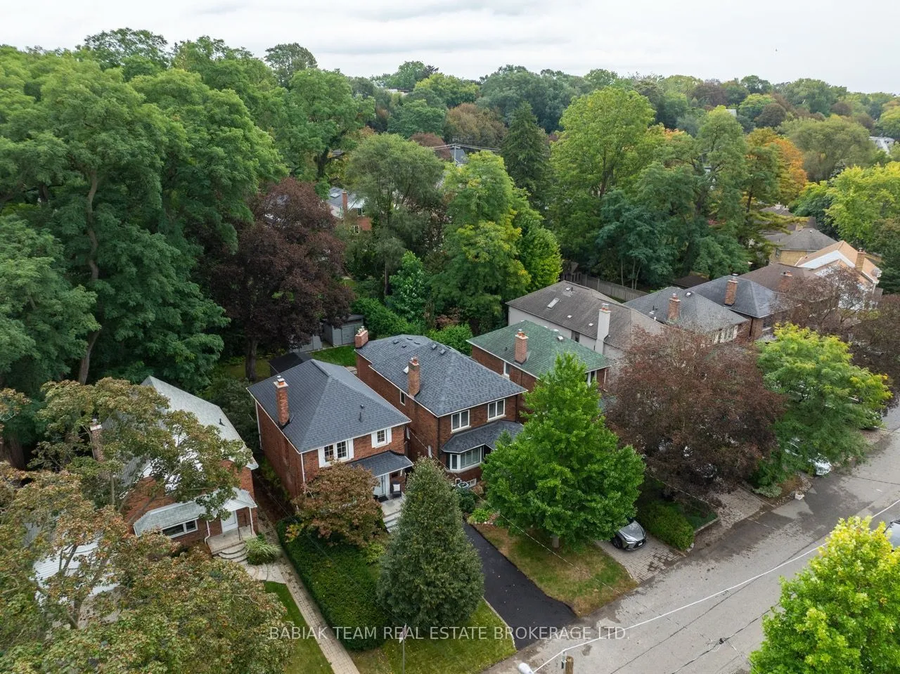15 Bridgeview Road — photo 49