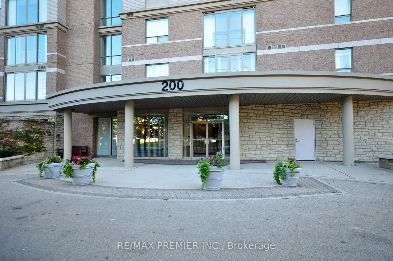 200 Burnhamthorpe Road E, Unit 603 — photo 3