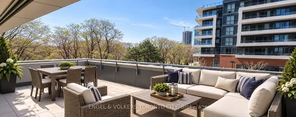 2220 Lake Shore Boulevard W, Unit 302