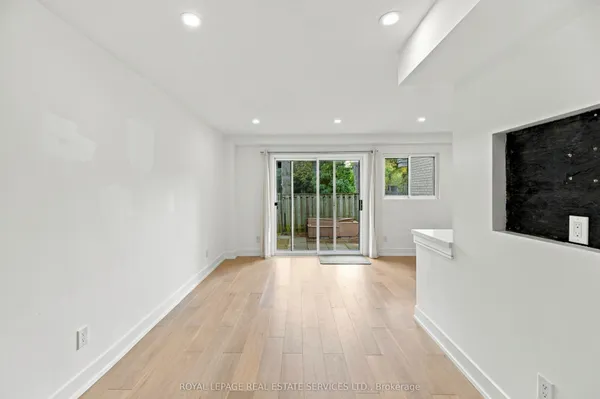 400 Mississauga Valley Boulevard, Unit 53 — photo 2
